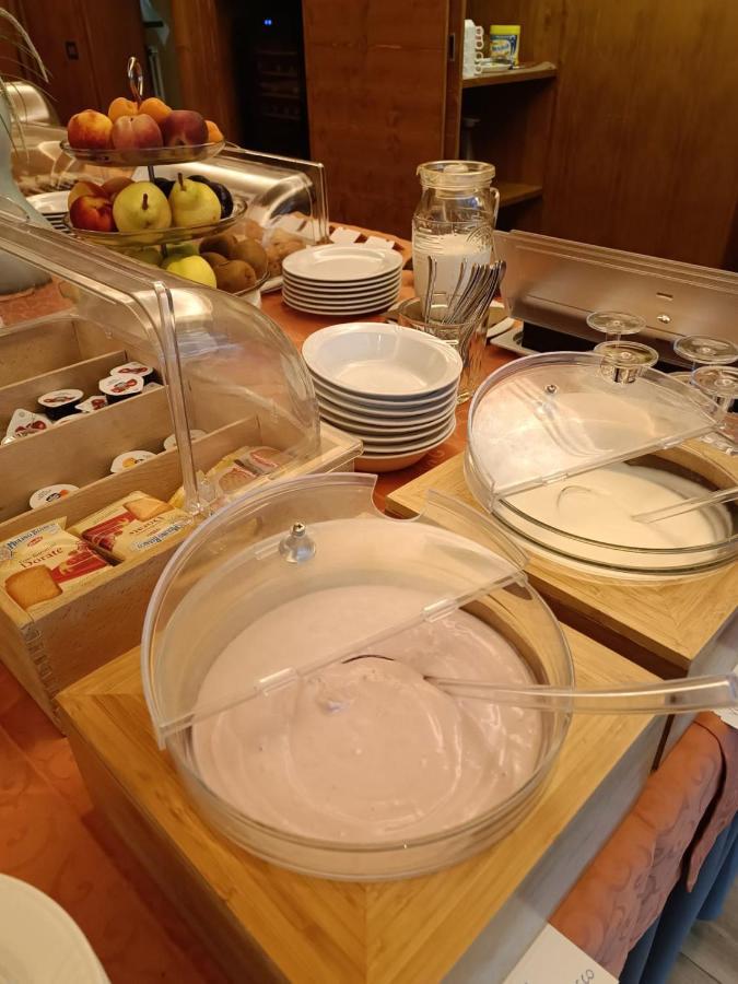 Albergo Ristorante Cacciatori アウロンツォ・ディ・カドーレ エクステリア 写真